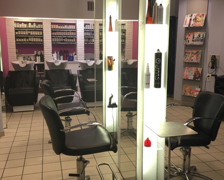 Photo de la partie coiffure du salon MANIA'TIF à Bray-Dunes (59123)